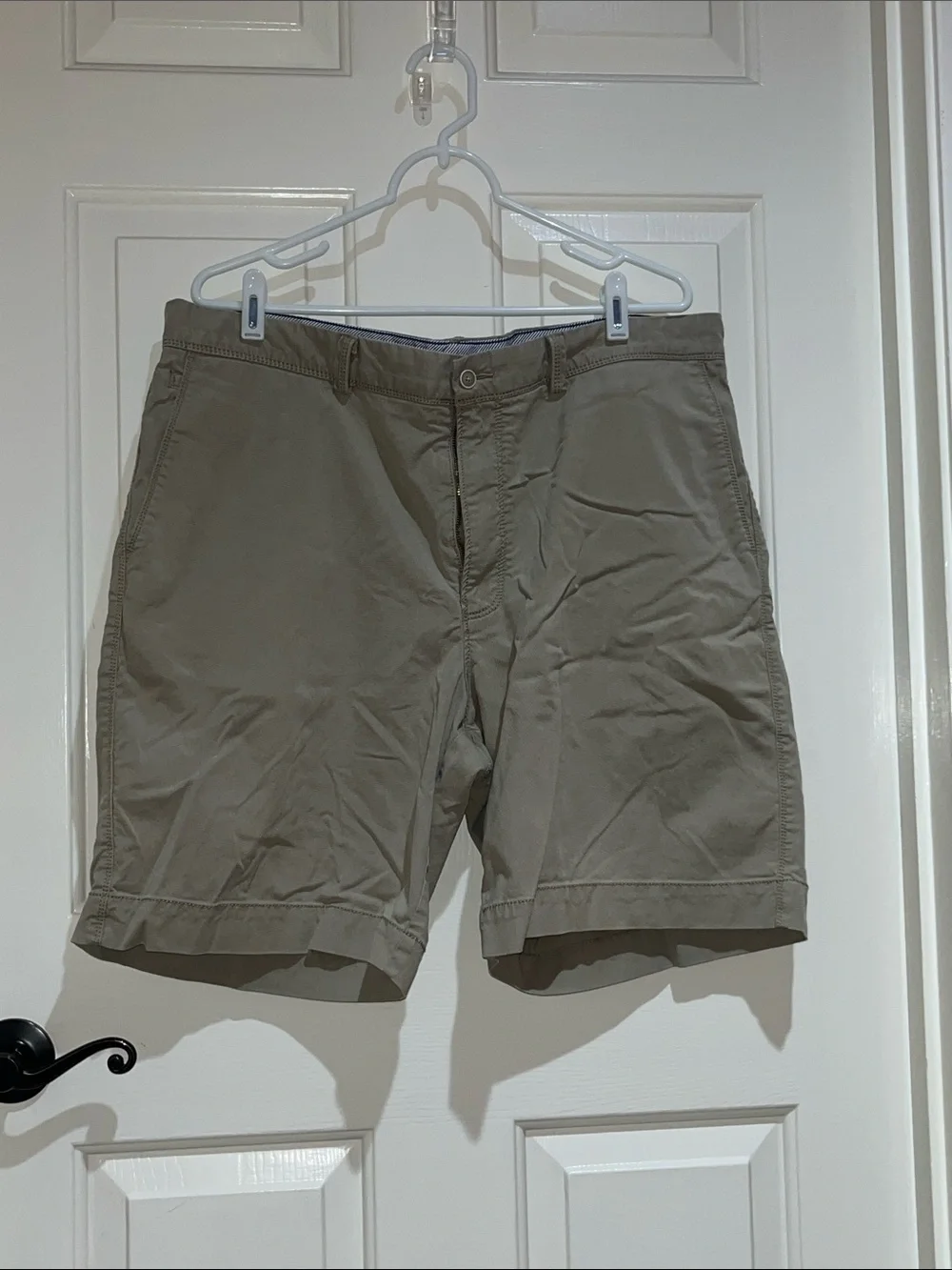 Tommy Bahama Men's Flat Front Chino Shorts in Dark Khaki color
